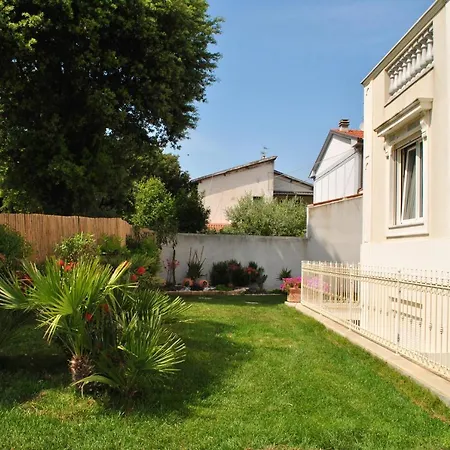 Appartement Bianca A Few Steps By The Sea With Exclusive Garden & Jacuzzi *