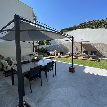 Bianca A Few Steps By The Sea With Exclusive Garden & Jacuzzi * Livorno