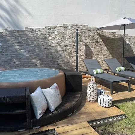 Appartement Bianca A Few Steps By The Sea With Exclusive Garden & Jacuzzi *
