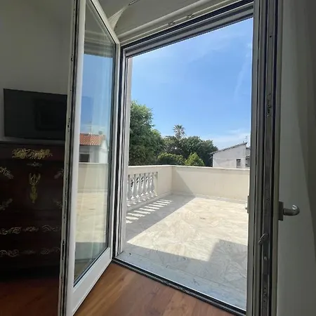 Lägenhet Bianca A Few Steps By The Sea With Exclusive Garden & Jacuzzi
